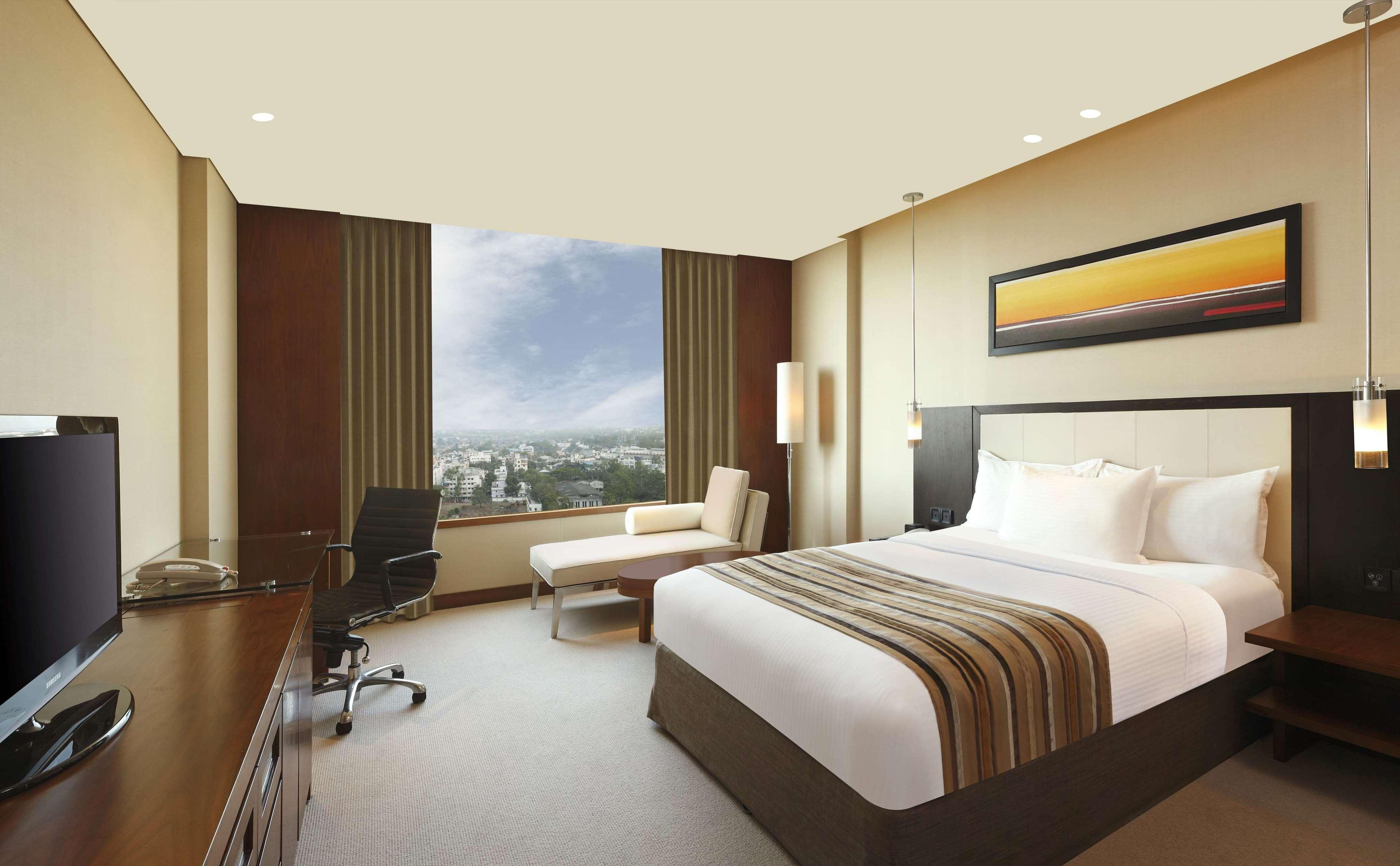 Doubletree By Hilton-Pune Chinchwad Pimpri-Chinchwad Kültér fotó