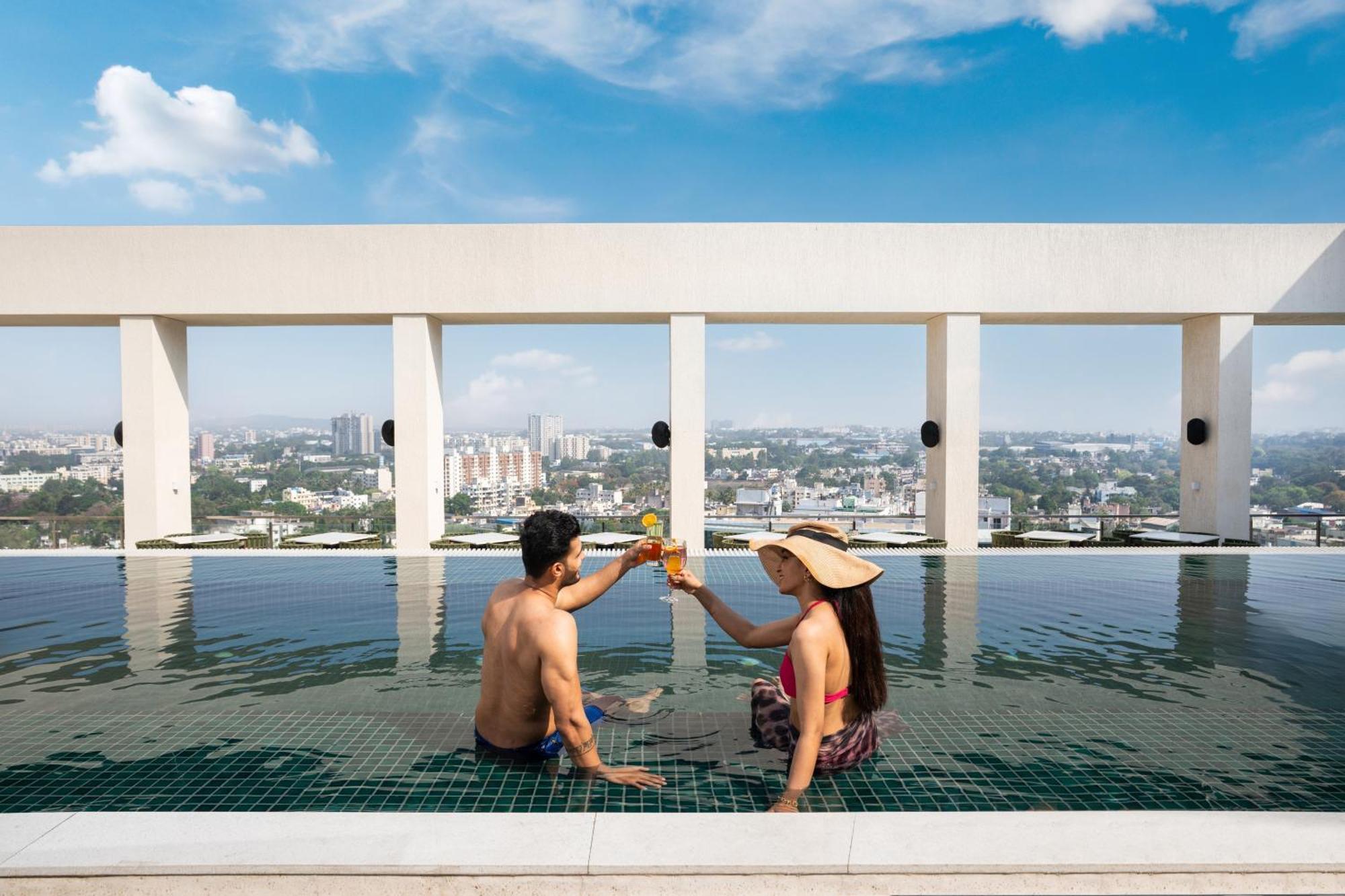 Doubletree By Hilton-Pune Chinchwad Pimpri-Chinchwad Kültér fotó